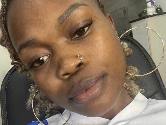 SexyGusher - Live sex cam - 28110086