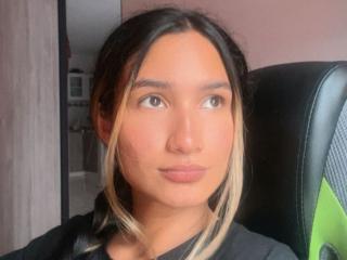 BlissCouple - Live sex cam - 28110386