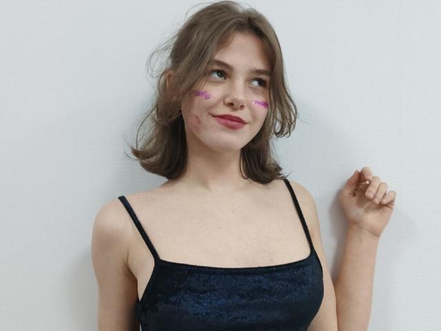 LariElla - Live porn &amp; sex cam - 28111049