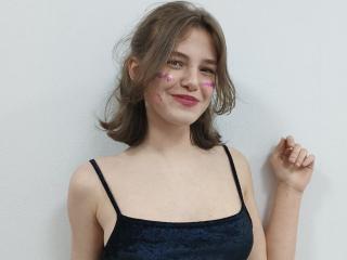 LariElla - Live porn &amp; sex cam - 28111082