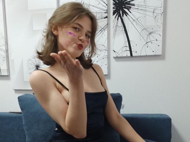 LariElla - Live porn &amp; sex cam - 28111091