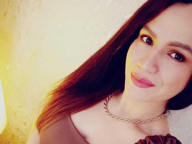 CameronViviane - Élő pornó és szexkamera - 28112402