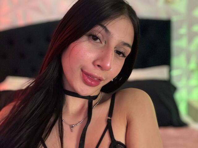 SophieBeaumont - Live porn &amp; sex cam - 28113047