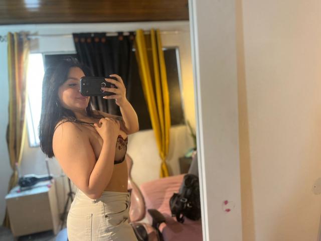 EmaJames - Live sex cam - 28113398