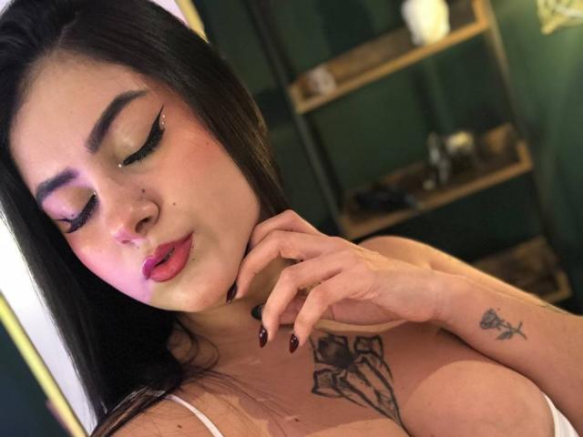 AlanaaWalker - Live porn &amp; sex cam - 28114124