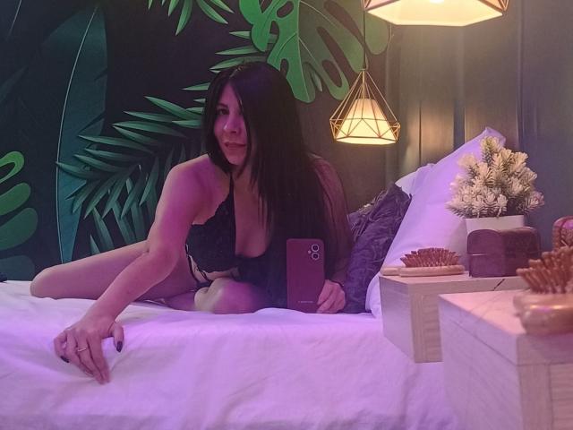 EliseBell - Live porn &amp; sex cam - 28114301