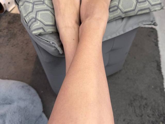 HotCaramelsDuo - Live Sex Cam - 28116719