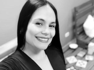 См. подробные сведения о модели CharlotteCrofort