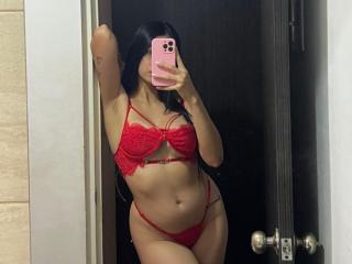 См. подробные сведения о модели IsabellaJames