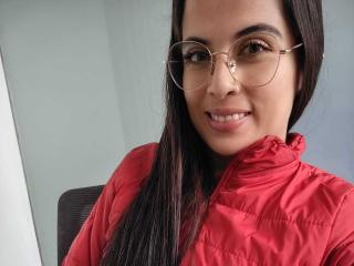 Ver la ficha detallada de LouiseHott69