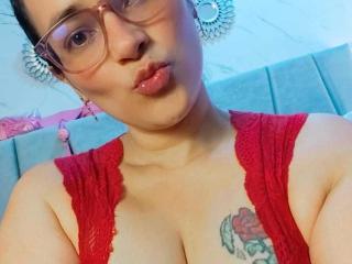 Ver la ficha detallada de MichellMonet