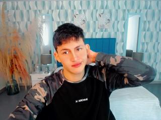 AxelSavage - сексуальная веб-камера в реальном времени - 28121144