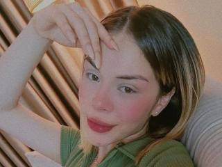 Ver a ficha detalhada de EmmaRiveraa