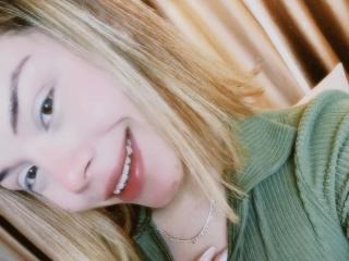 Ver a ficha detalhada de EmmaRiveraa