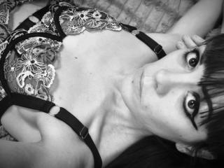 OrianaLaFrancaise - Live Sex Cam - 28122461