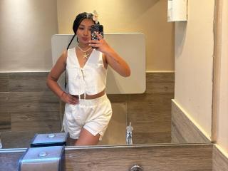 См. подробные сведения о модели AlessiaFerry