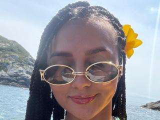 Ver la ficha detallada de AlessiaFerry