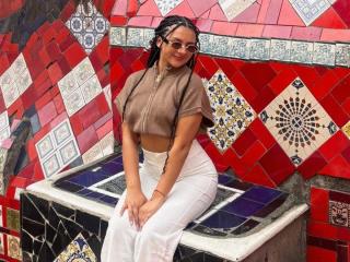 См. подробные сведения о модели AlessiaFerry