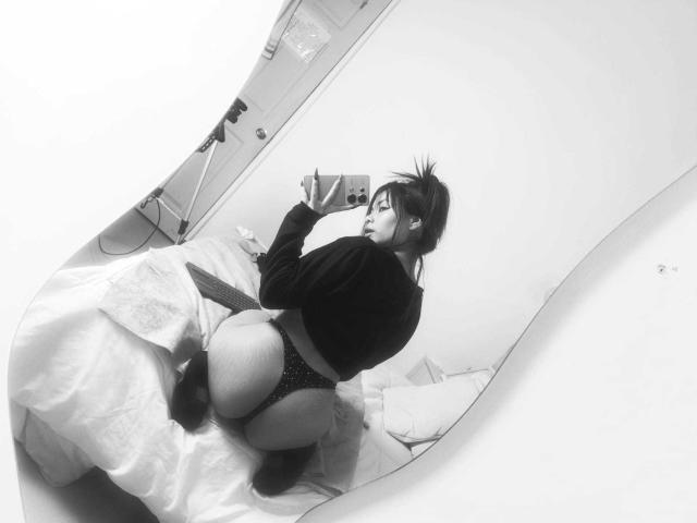 VannesaSaenz - Live porn &amp; sex cam - 28123439