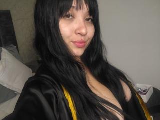 Ver a ficha detalhada de LunaBellaHotty