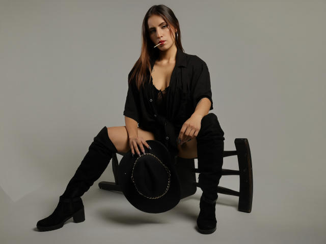 ReeyaSimos - Live sex cam - 28125323