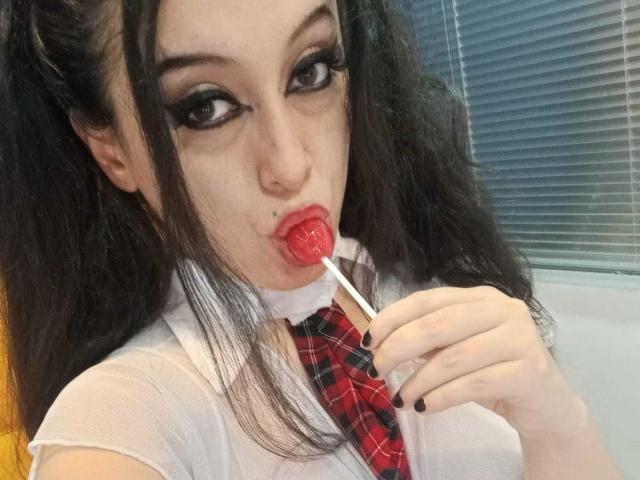 KendraSimons - Live sex cam - 28126142