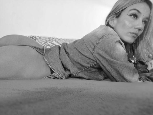 Veroo69 - Live porn &amp; sex cam - 28126565