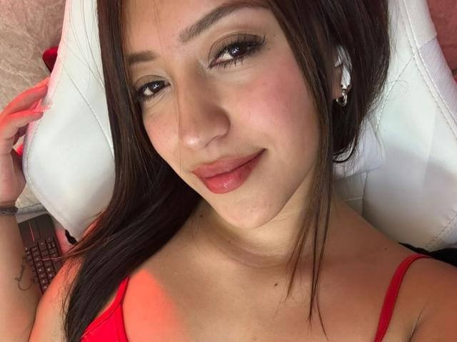 AngellaMoraa - Live sex cam - 28127960