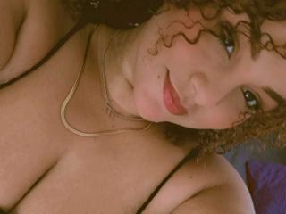 YeraCarey - Live porn &amp; sex cam - 28129247