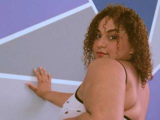YeraCarey - Live porn &amp; sex cam - 28129253
