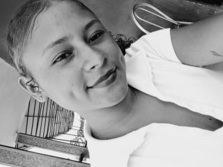 SofiaPassionne - Live sexe cam - 28129436