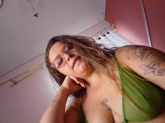 CleareRems - Live sex cam - 28129490