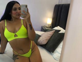 См. подробные сведения о модели HiilaryDolce