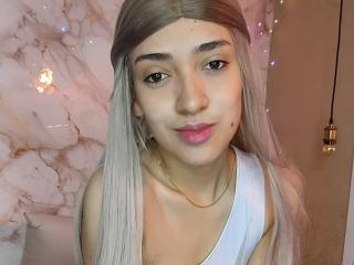 MichaelaMistress - Live porn &amp; sex cam - 28130786