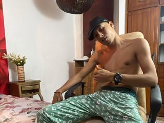 IndigoSexy - Live porn &amp; sex cam - 28132265