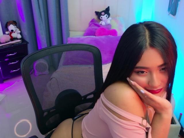 AmmyLewis - Live porn &amp; sex cam - 28135535