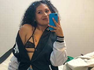 SophieSonyas - Live porn &amp; sex cam - 28135718