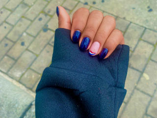 См. подробные сведения о модели SophieSonyas