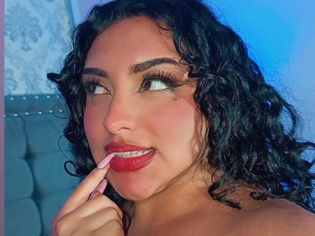 SyraPalmer - פורנו בשידור חי ומצלמת סקס - 28136540