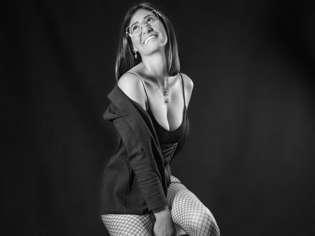 SharissWillian - Live porn &amp; sex cam - 28137008