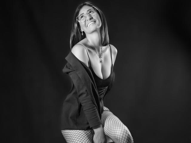 SharissWillian - Live porn &amp; sex cam - 28137011