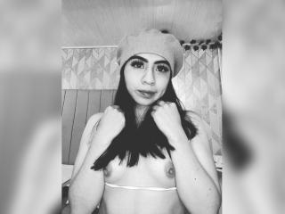 Ver la ficha detallada de ZoeRedds