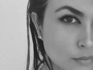 CarolinnaSaenz - Live porn &amp; sex cam - 28137746