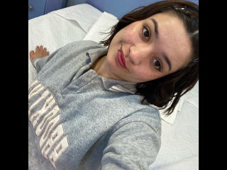 Ver a ficha detalhada de AnikaFleur