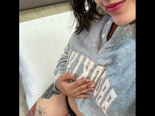 AnikaFleur - Live porn &amp; sex cam - 28138928