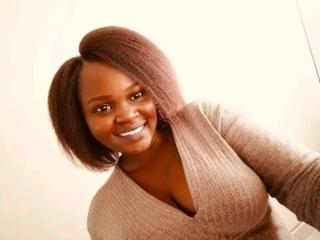 Ver la ficha detallada de EllenCharlie