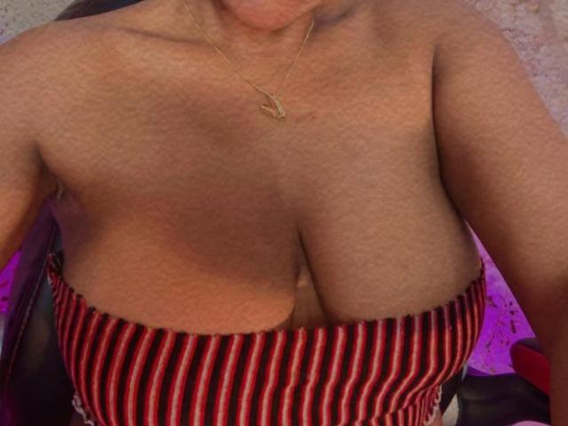 IvannaDuran - Live sex cam - 28140932