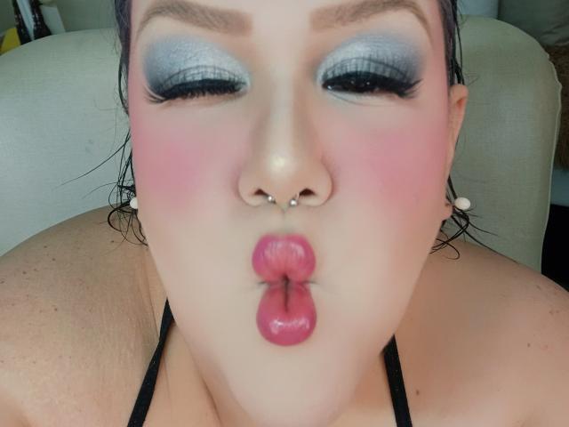 GiannaMorrys - Live porn &amp; sex cam - 28141289