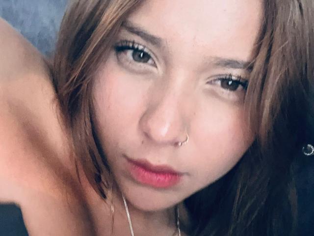 HeraJuno - פורנו בשידור חי ומצלמת סקס - 28141799