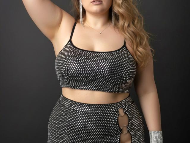 BountyGirl - Live porn &amp; sex cam - 28142726